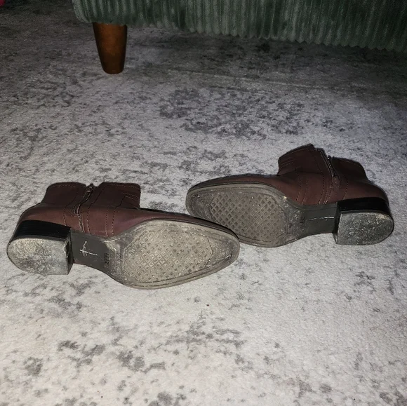 Aerosoles Boots - Picture 7 of 7